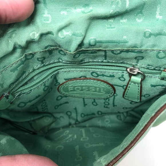 Vintage Fossil Pistachio Mint Green Crossbody Bag - Picture 7 of 8